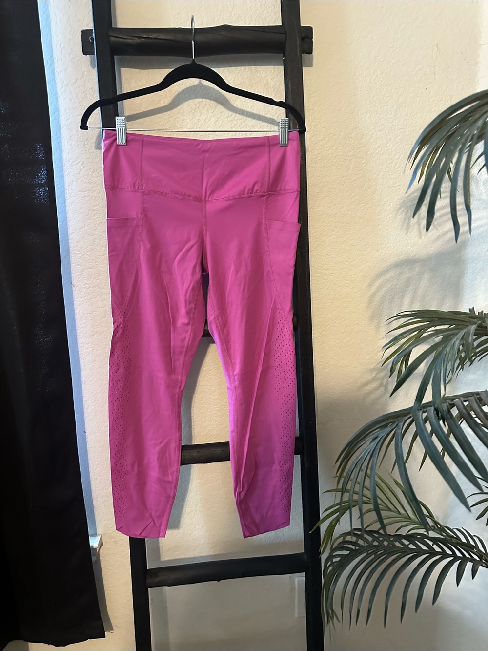 Girls' Bright Pink Performance Leggings with Vent Panels